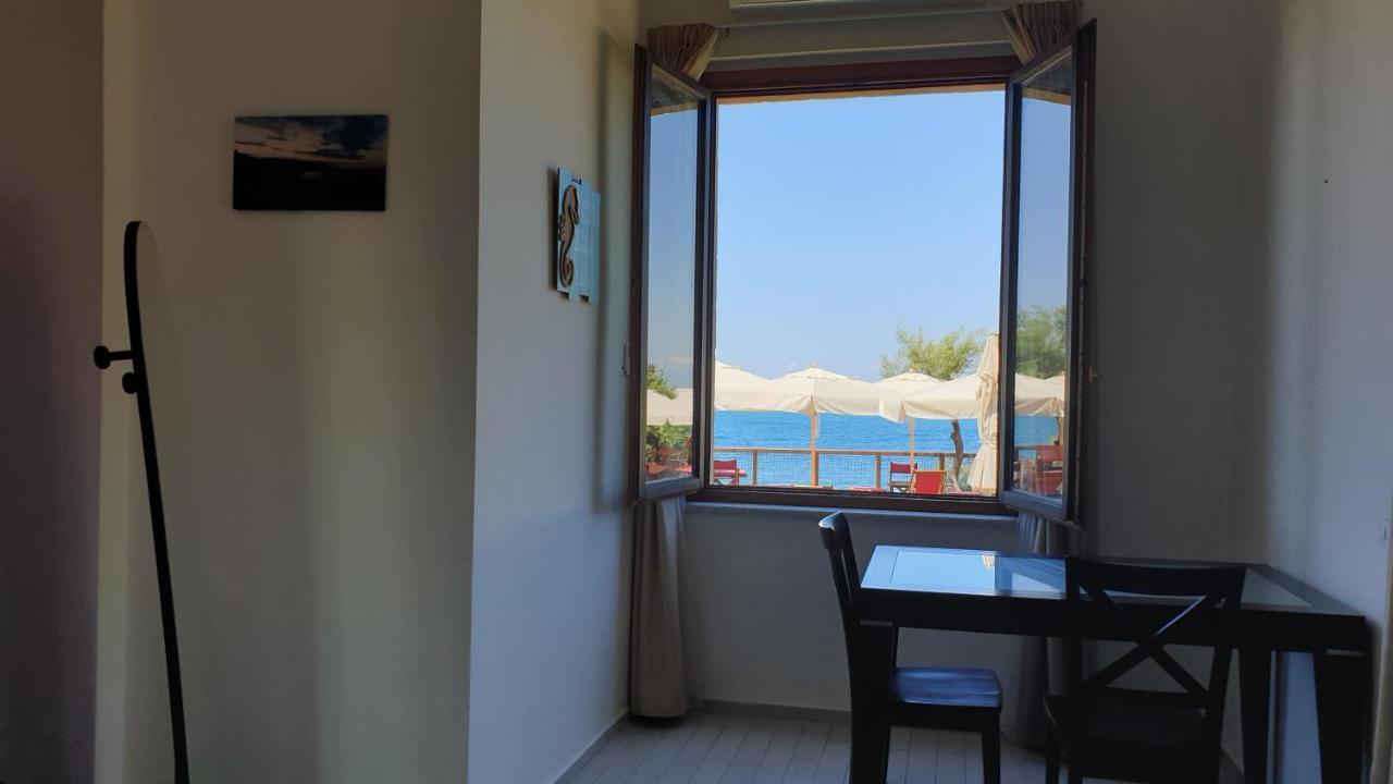 Cala Dei Mori Aparthotel Livorno Exterior foto