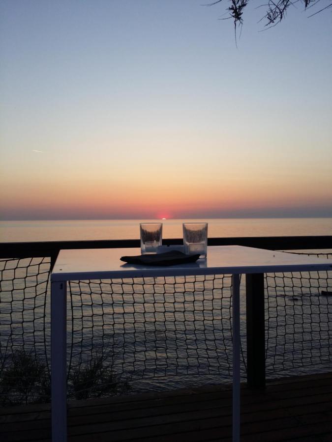 Cala Dei Mori Aparthotel Livorno Exterior foto