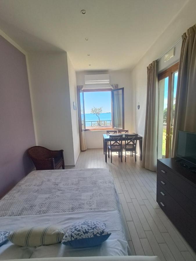 Cala Dei Mori Aparthotel Livorno Exterior foto